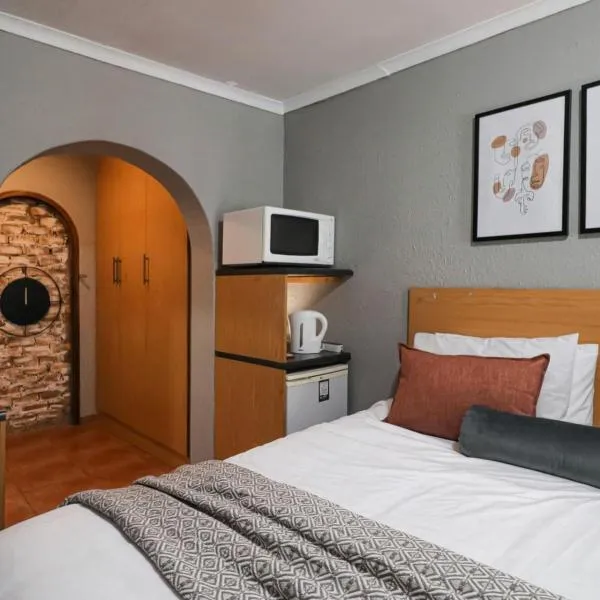 16 Vaalrivier, hotel sa Secunda