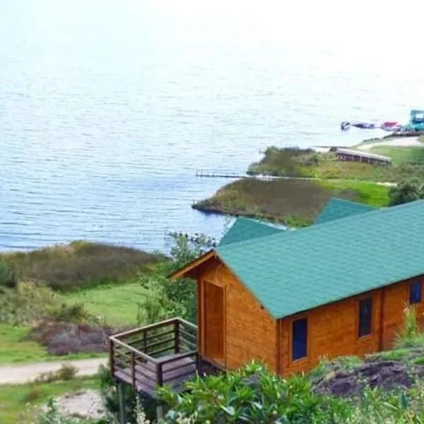 Playa Blanca Baruch Glamping Tota, hotelli kohteessa Sogamoso