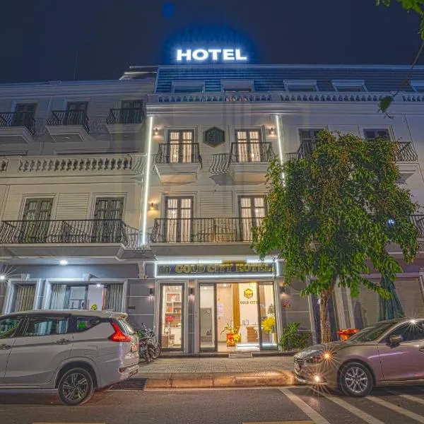 GOLD CITY Hotel, отель в городе Ấp Bàu Sen