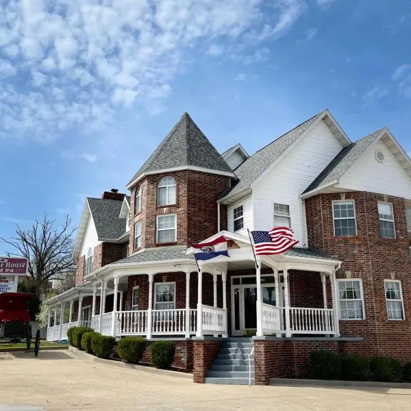 Carriage House Inn, hotel di Branson