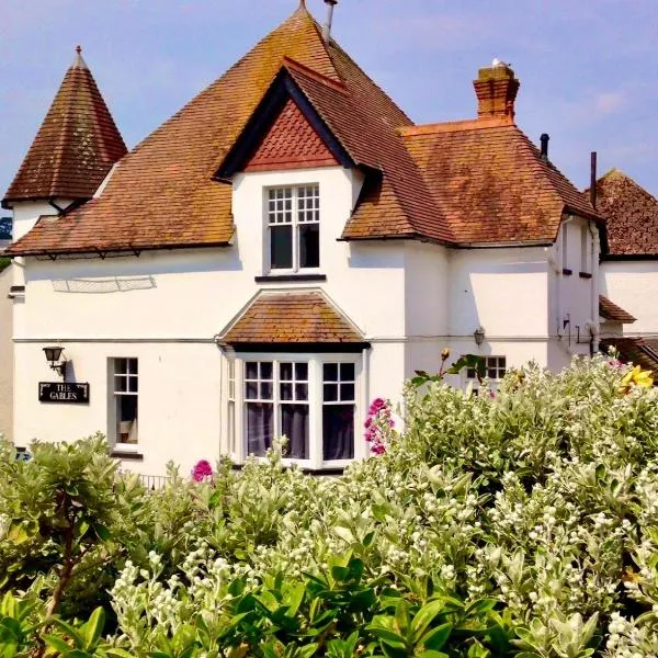 Lyme Regis renovated period seaside flat, hotel u gradu Lajm Redžis