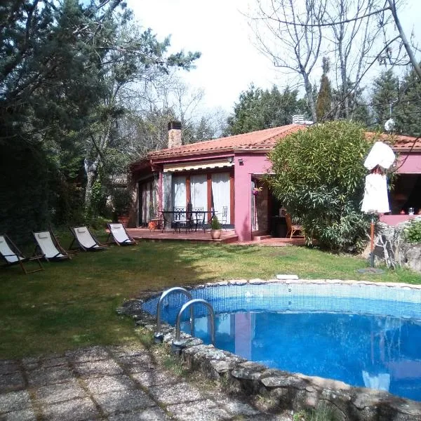 Casa Rural Saint Joseph, hotel u gradu 'San Lorenzo de El Escorial'