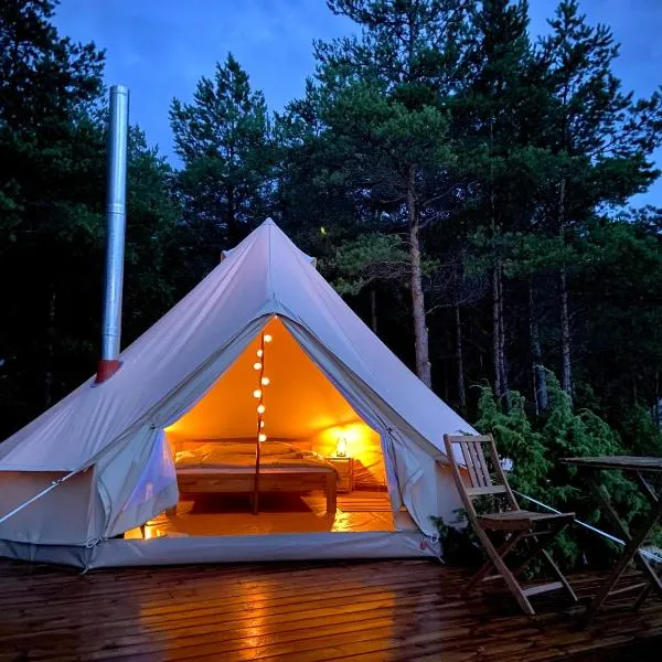 Mönus Paik Glamping, хотел в Parasmetsa