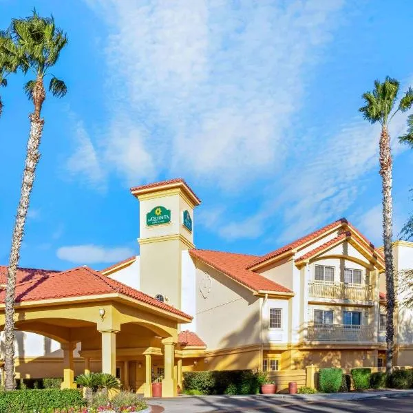 La Quinta by Wyndham Tucson Airport, hotell i Tucson