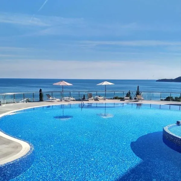 ApartHotel Belvedere Residence Becici Budva, хотел в Режевичи