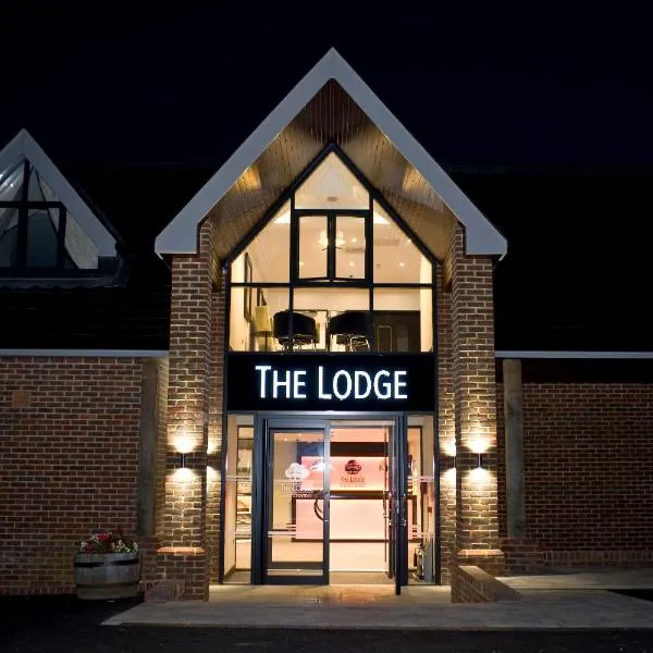 The Lodge at Kingswood, hotell i Gatwick