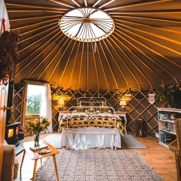 Sunbank Yurt, hotel a Oswestry