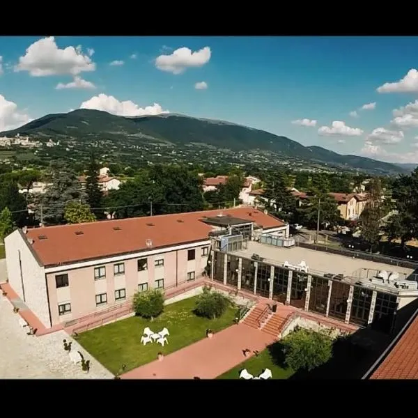 TH Assisi - Casa Leonori, hotelli kohteessa Sterpeto