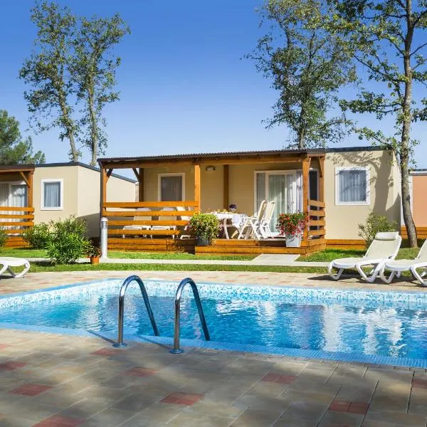 Maistra Camping Valkanela Mobile homes, hotel vo Vrsare