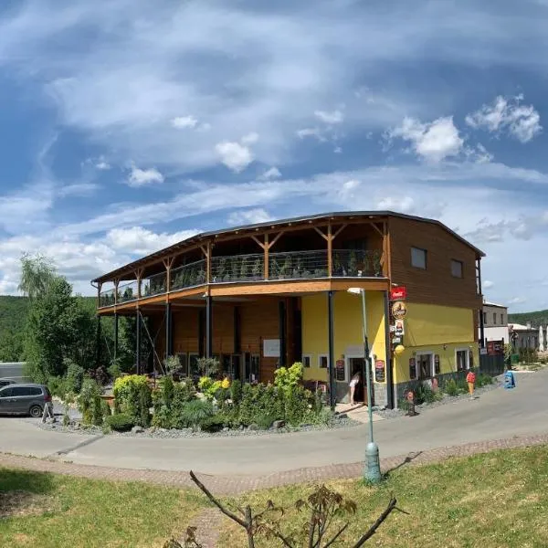 Vyhlídka Slapy Nová Živohošť, hotel in Kňovičky