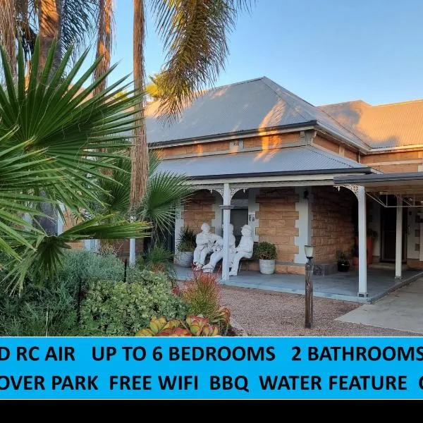 The Atrium - Classic Villa with up to 6 Bedrooms, hotel v mestu Port Pirie