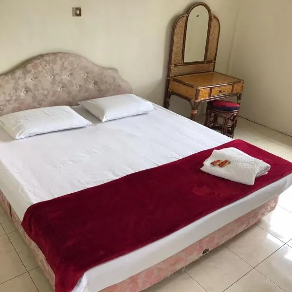 Hotel Miranda at Desa Wisata Berastagi, khách sạn ở Berastagi