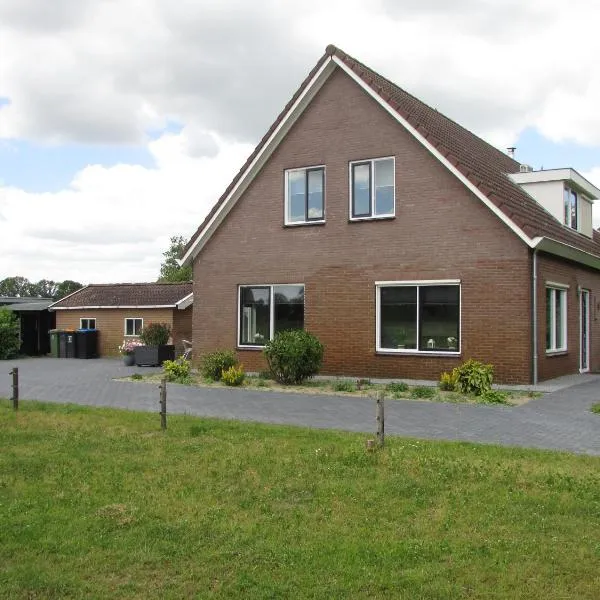 De Steerne, mooie plek aan het Overijssels kanaal., hotel u gradu 'Almen'