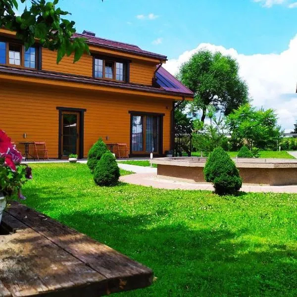 "Trakaitis" apartments & holiday homes, hotel in Krosna