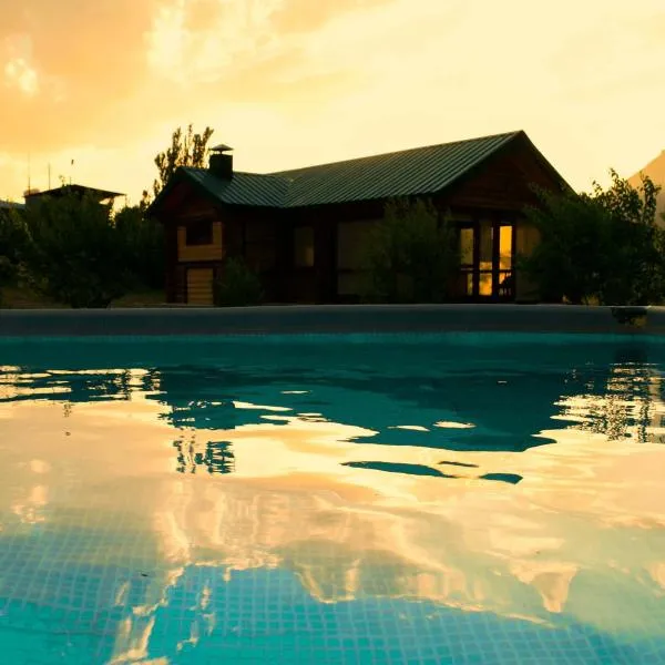 Wooden House in WildLife Refuge, hotel di Aghk'ilisa