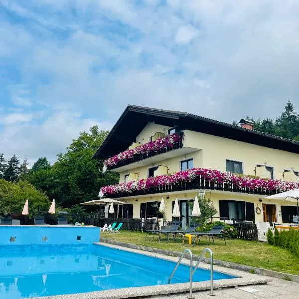 Pension Waldschenke am Wörthersee, hotel en Velden am Wörthersee