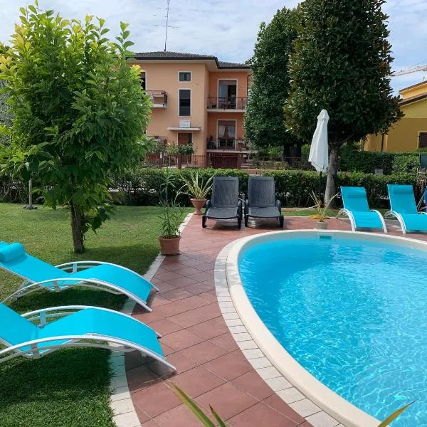 B&B Sandra, hotel en Sirmione