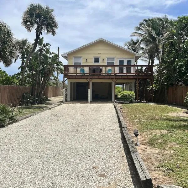 Comfy Beach House on Vero Beach, viešbutis mieste Viro Bičas