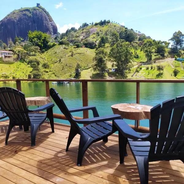 Ecolodge Bahia del Peñón, ξενοδοχείο σε Guatape