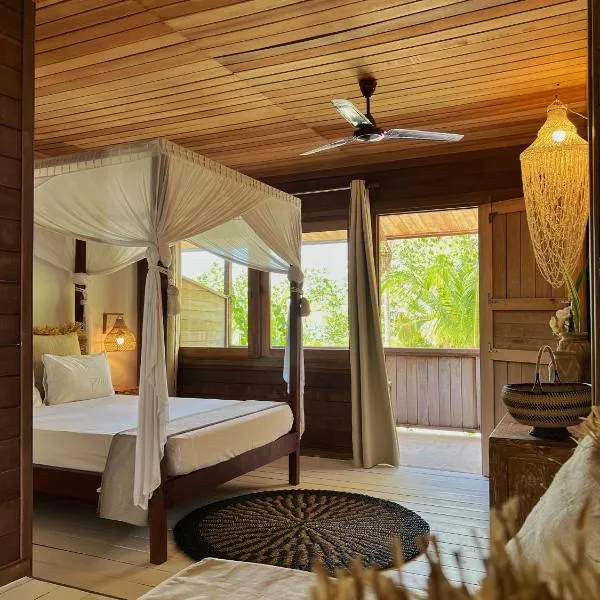 Iru Maldives, hotel di Thulusdhoo