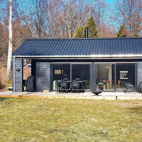 7 person holiday home in Frederiksv rk, hotell i Frederiksværk