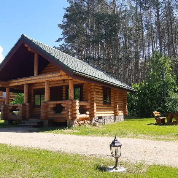 Pušų Šlamesy, hotel u gradu 'Pakerpe'