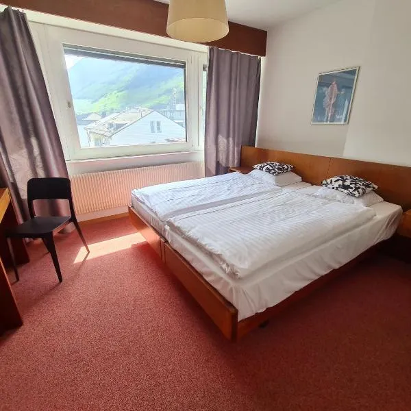 Hôtel de la Poste Martigny - City Center, hotel di Martigny-Ville