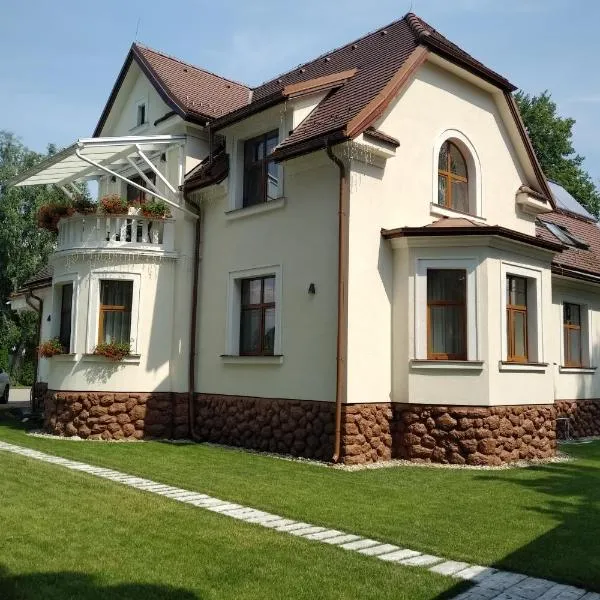 Villa Garden Apartments, готель у Попраді