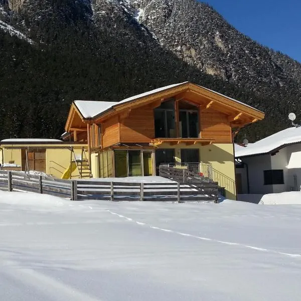 Ferienwohnung Familie Tost, hotel i Gries am Brenner