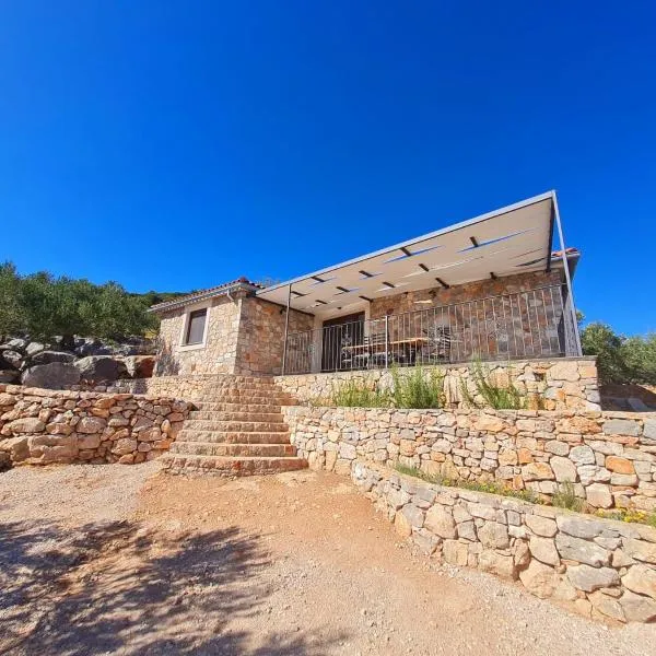 Luxury stone house in a Nature park, hotel v destinácii Sali