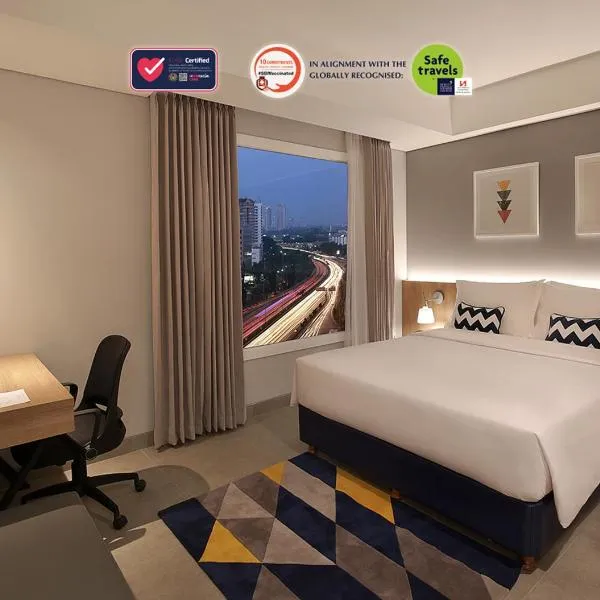 Swiss-Belinn Simatupang – hotel w mieście Tjinere-wetan