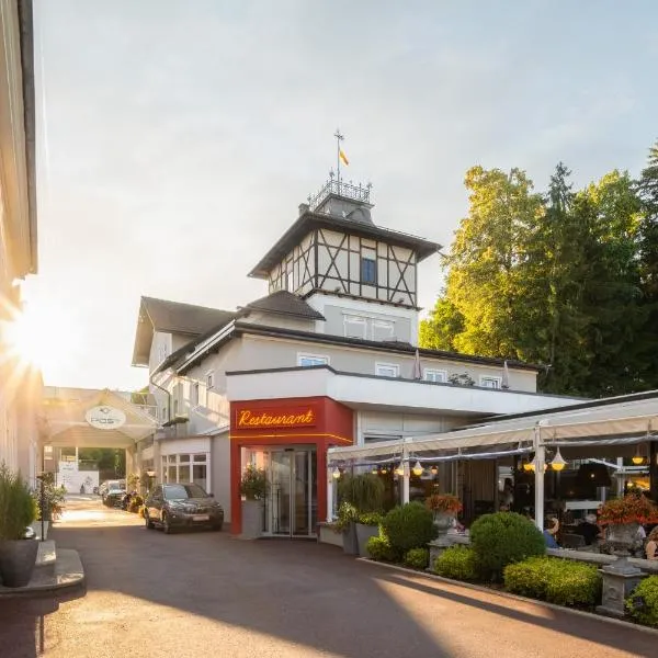 Hotel Post Wrann, hotell sihtkohas Velden am Wörther See