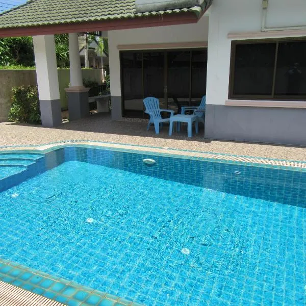 Maks Villa, hotel di Na Jomtien