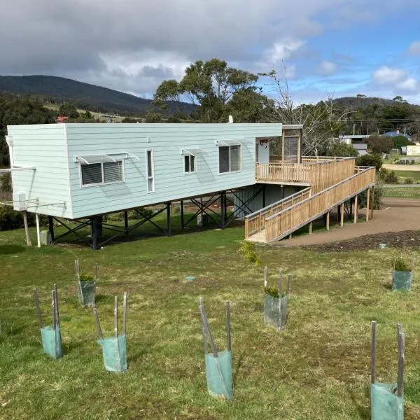 Bruny Ocean Cottage, hotel em Dover