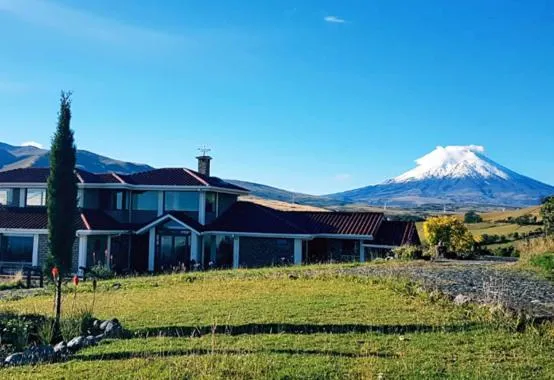 Balcon al Cotopaxi Hosteria, hotel en Alóag