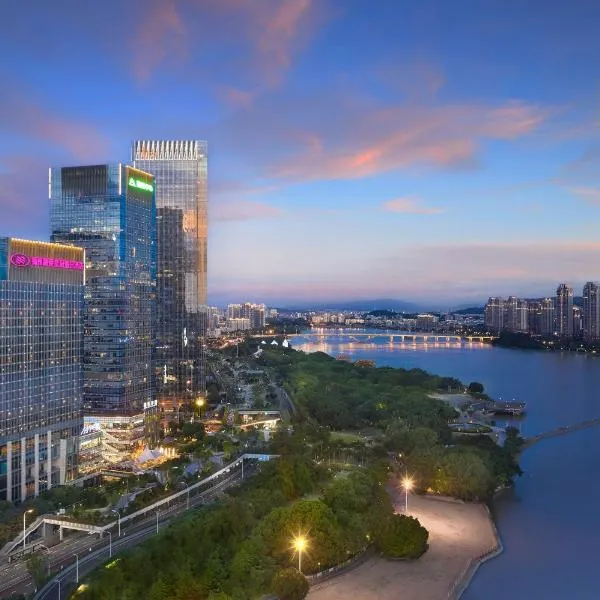 Crowne Plaza Fuzhou Riverside, an IHG Hotel, hótel í Fuzhou