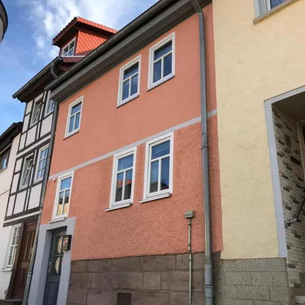 Ferienwohnung Bad Frankenhausen: Kelbra şehrinde bir otel