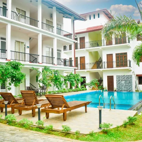 Hotel Summer Haven โรงแรมในKotuwewela