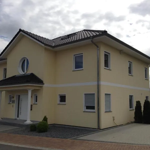 Gästehaus Werns, hotel u gradu 'Büdingen'