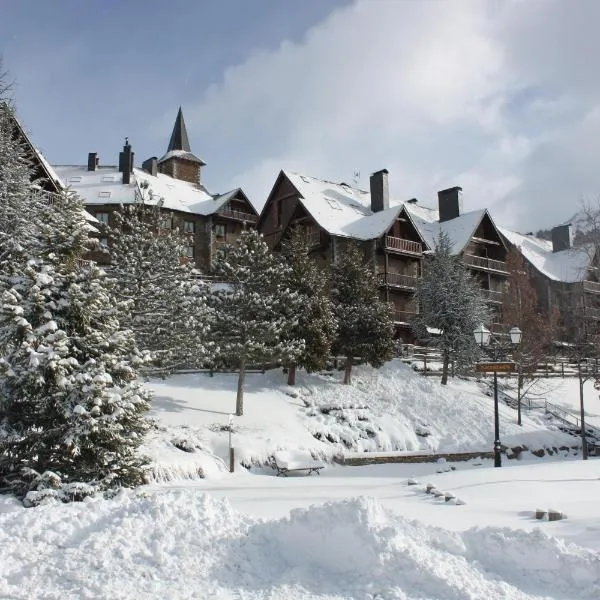 Baqueira Apartamentos Cota 1700 a pie de pistas, hôtel à Baqueira-Beret