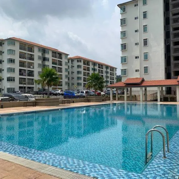 Inap Kayangan @ Puncak Alam with Swimming Pool, hotel Bandar Puncak Alam városában