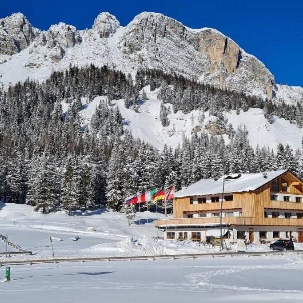 Chalet Alpenrose, hotel v destinácii Cortina dʼAmpezzo