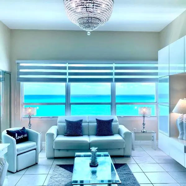 Large luxurious direct ocean front Penthouse or Deluxe one bedroom ocean front condo-free parking, hotell i Miami Beach