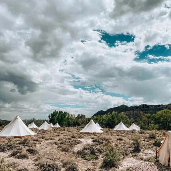 Wander Camp Bryce Canyon - Escalante: Tropic şehrinde bir otel