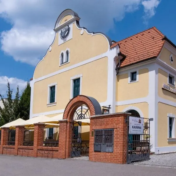 Penzion ELUX, hotel en Břeclav