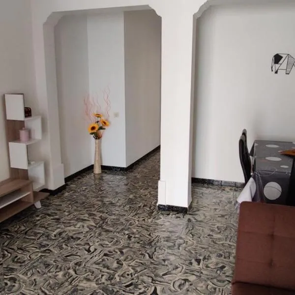 Apartamento centro y Playa Costa Brava y Barcelona, hotel v destinácii Malgrat de Mar