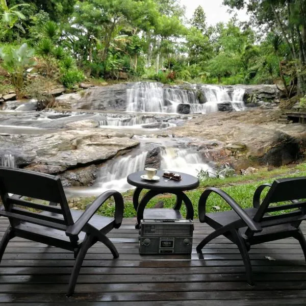 Sukantara Cascade Resort and Spa, hotel u gradu Mae Rim