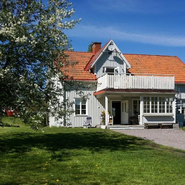 Villa Weidling B&B, hotel en Åmål