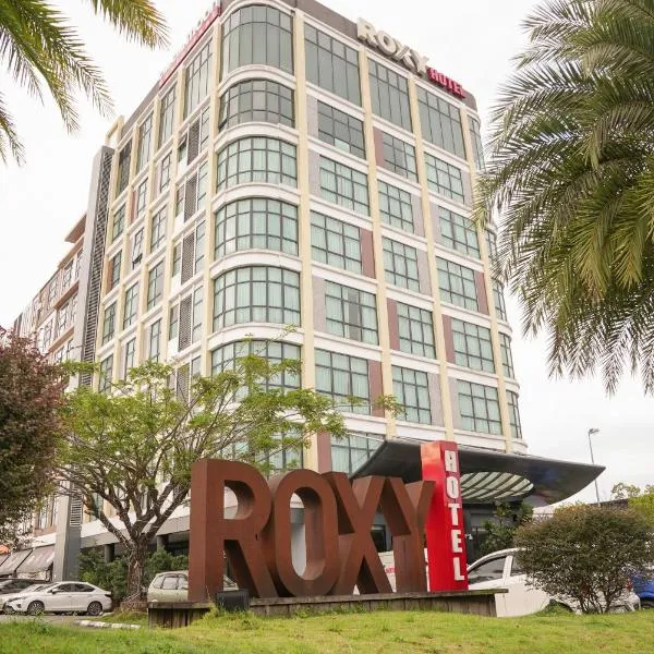 Roxy Hotel & Apartments, отель в Кучинге