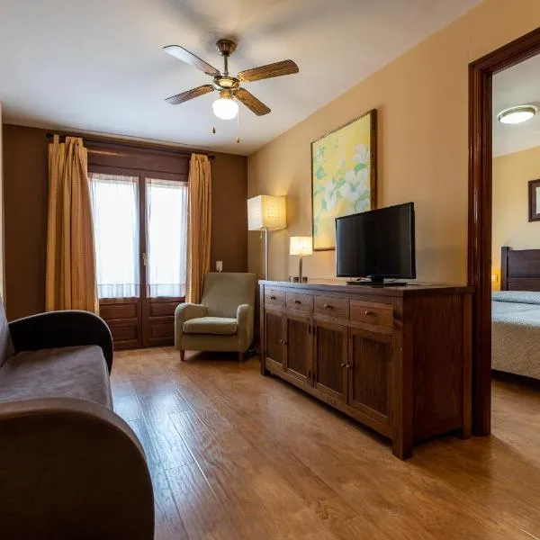 Apartamentos La Trufa Negra, hotel din Mora de Rubielos